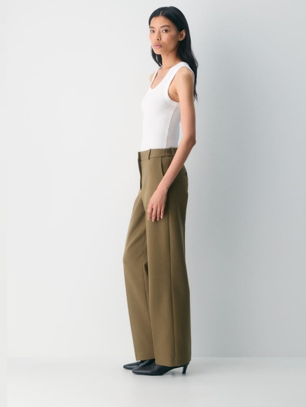 aritzia agency pant Eversential Babaton cello brown